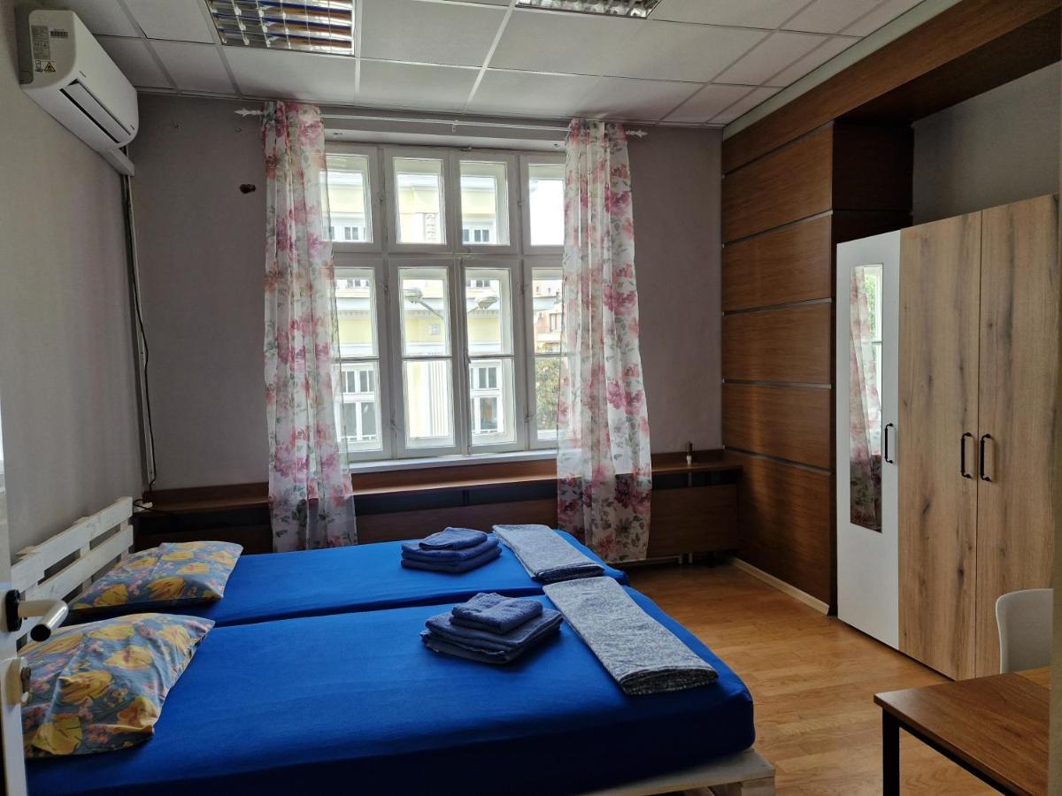Lambo'S Corner Varna - Guest Rooms Exterior photo