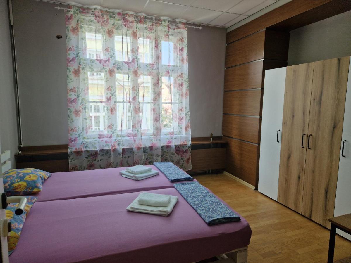 Lambo'S Corner Varna - Guest Rooms Exterior photo