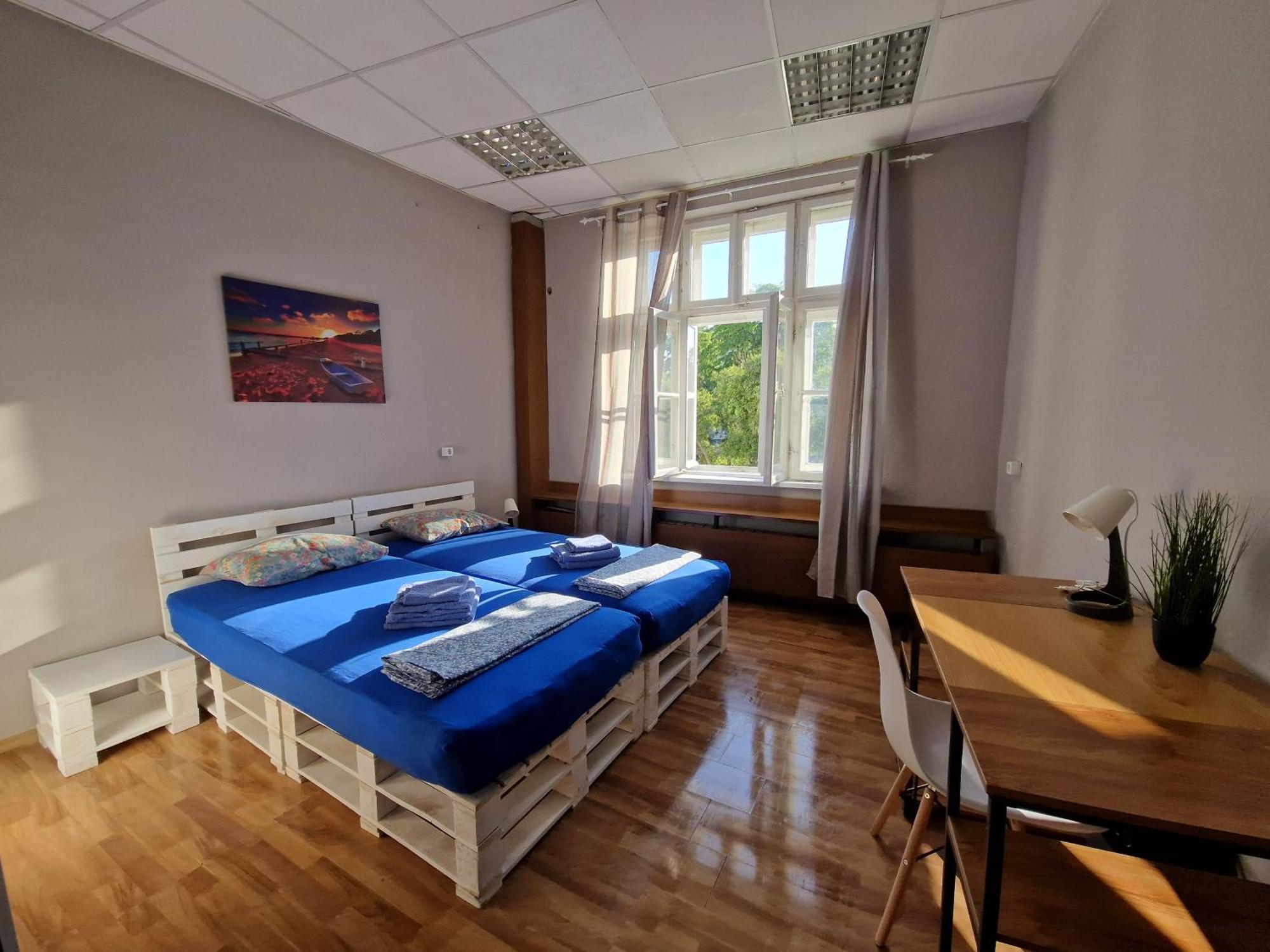 Lambo'S Corner Varna - Guest Rooms Exterior photo