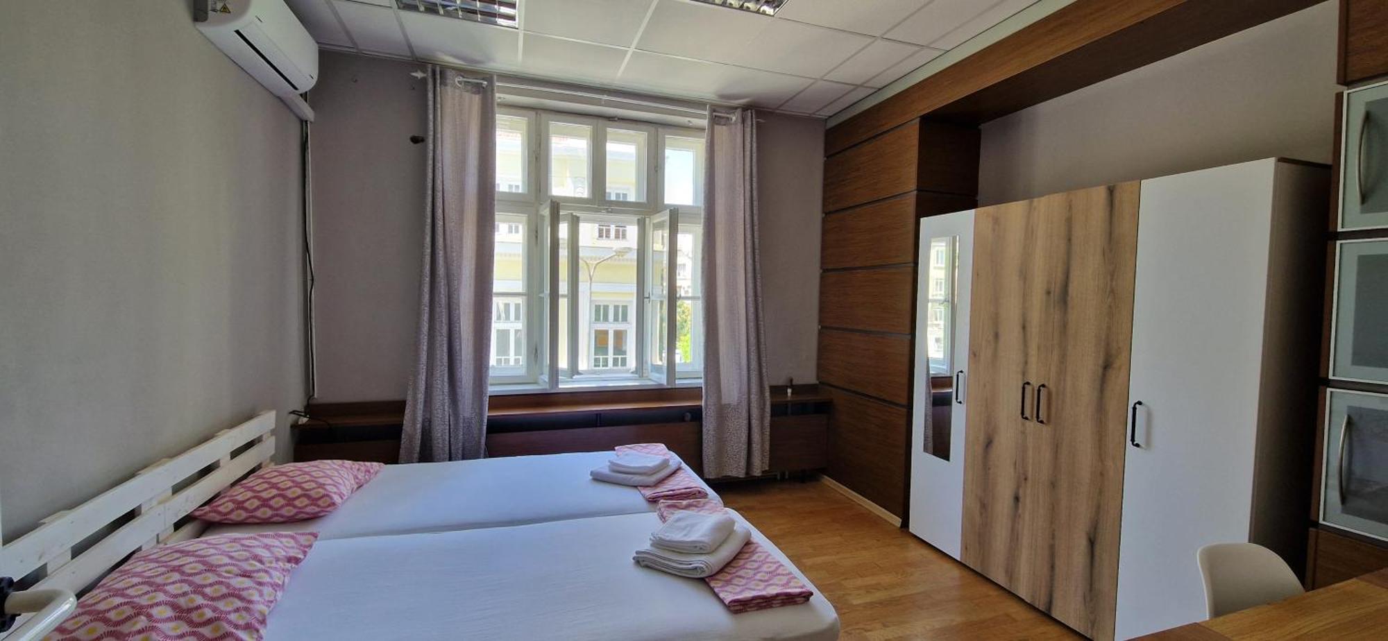 Lambo'S Corner Varna - Guest Rooms Exterior photo