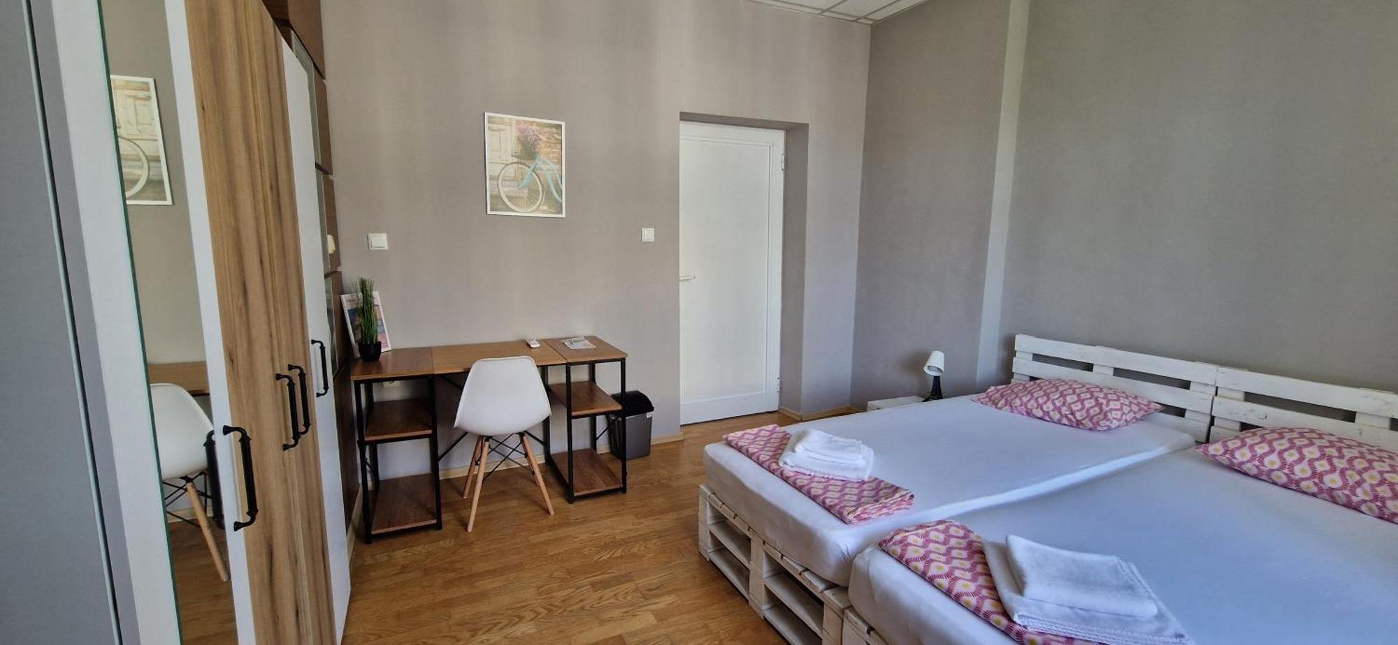 Lambo'S Corner Varna - Guest Rooms Exterior photo
