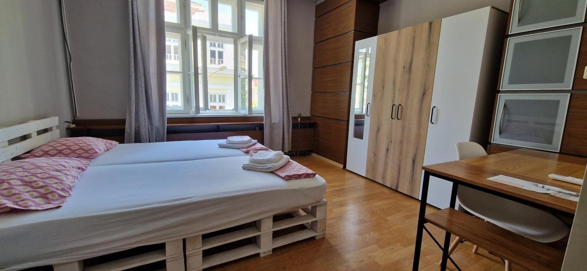Lambo'S Corner Varna - Guest Rooms Exterior photo