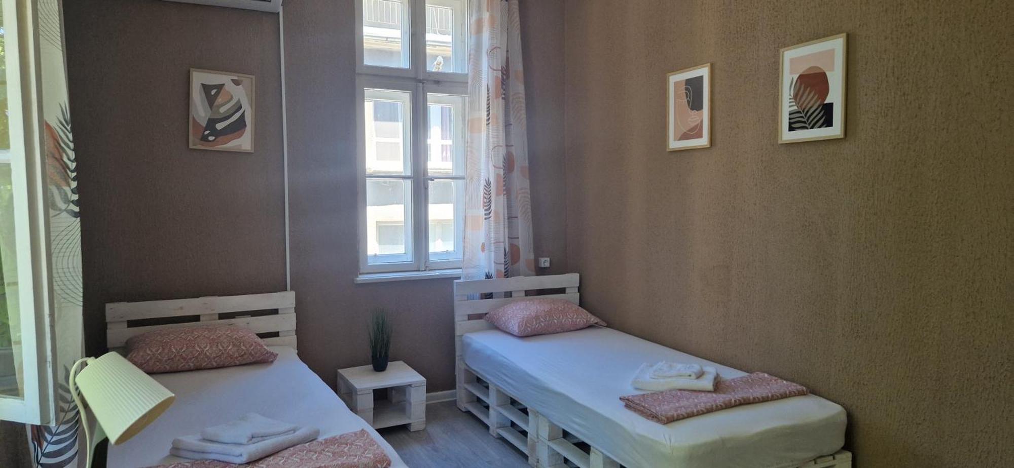 Lambo'S Corner Varna - Guest Rooms Exterior photo